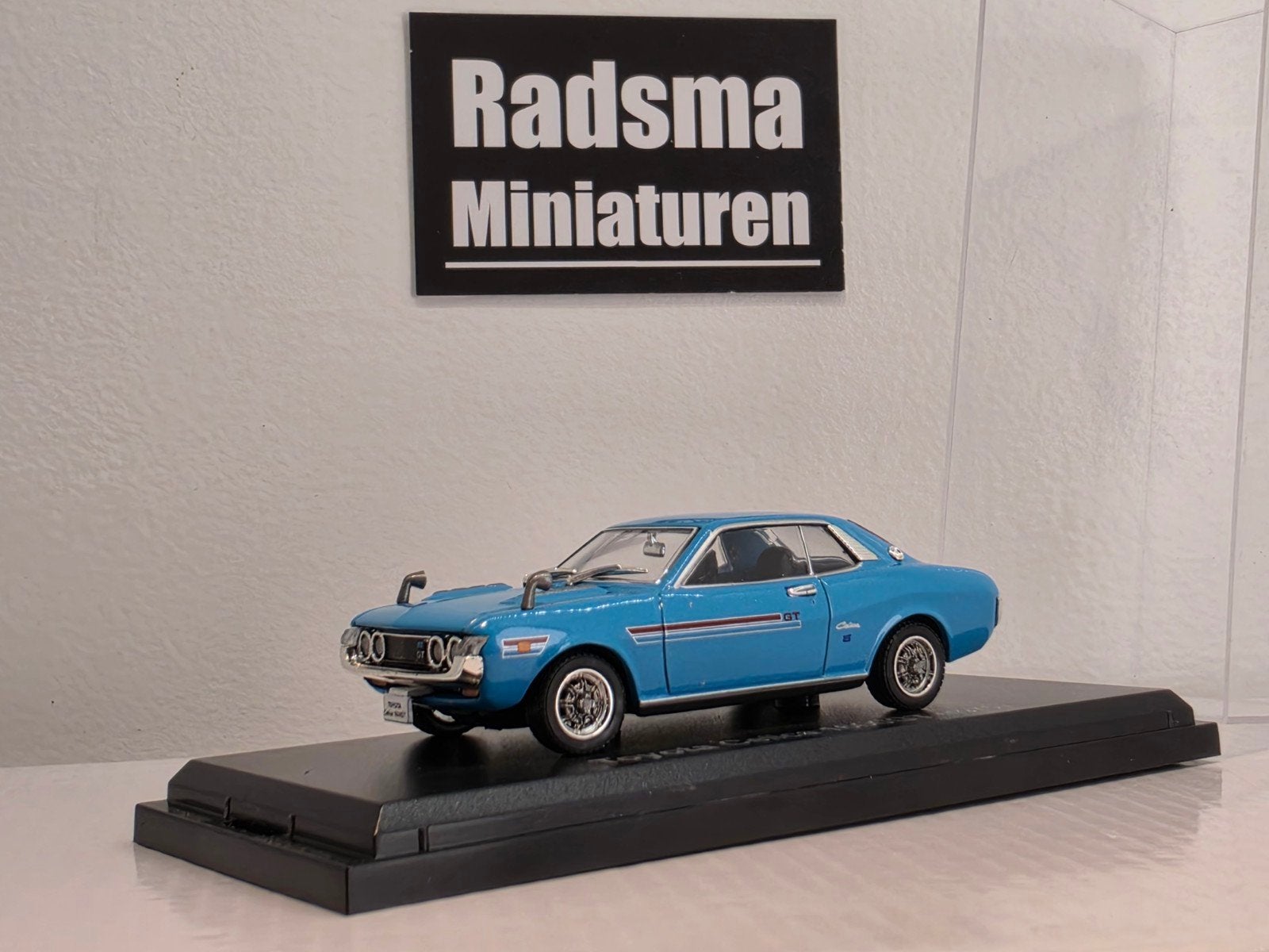 Toyota Celica 1600GT 1970 - Blue metal- 1:43 Norev hachette, Hobby en Vrije tijd, Modelauto's | 1:43, Auto, Norev hachette japan