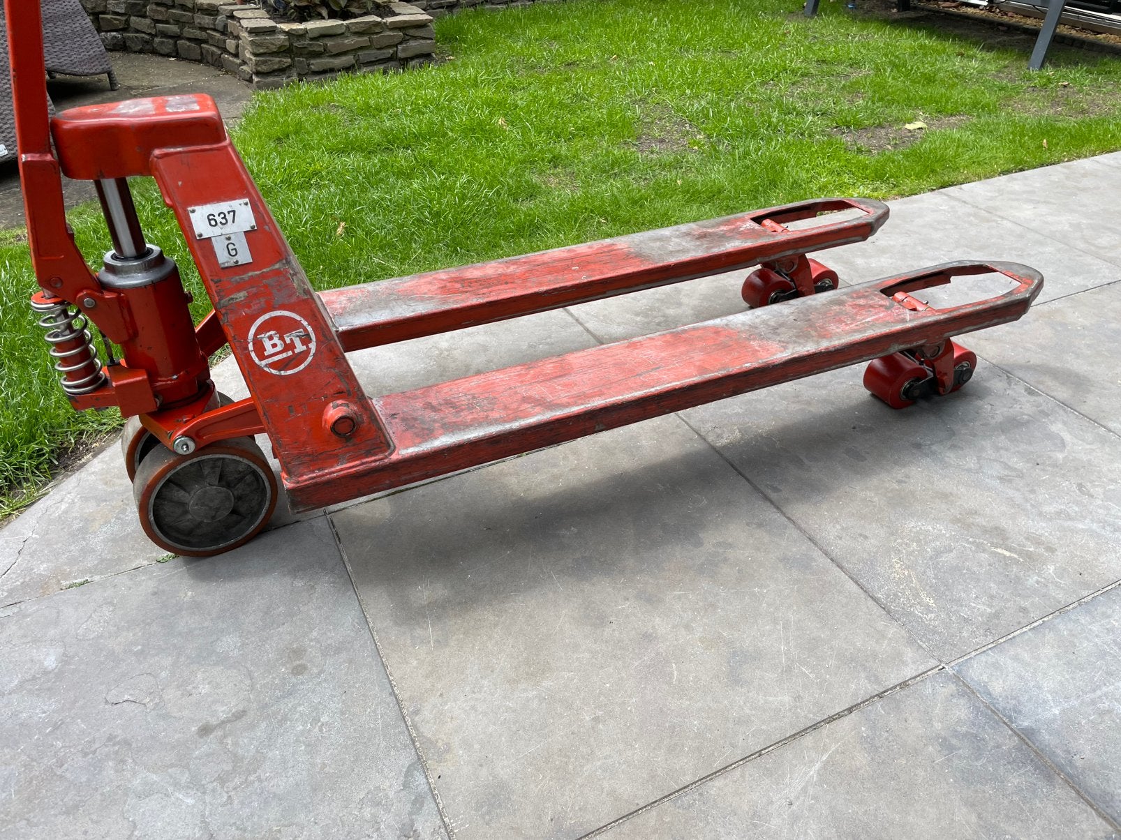 Palletwagen / pompwagen BT L2000 / gereviseerd, Ophalen, Zo goed als nieuw