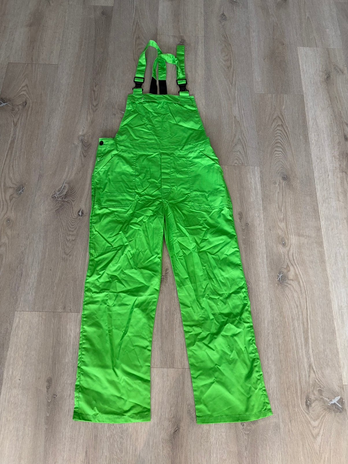 Groen/Roze Tuinbroeken + Sjaaltjes + Gele Beenwarmers, Ophalen of Verzenden, Gebruikt, Feestartikel, Carnaval