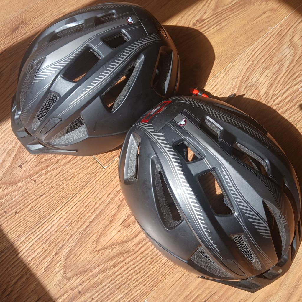 Fietshelmen, weinig gebruikt., Fietsen en Brommers, Ophalen of Verzenden, Zo goed als nieuw, XL, Heer of Dame