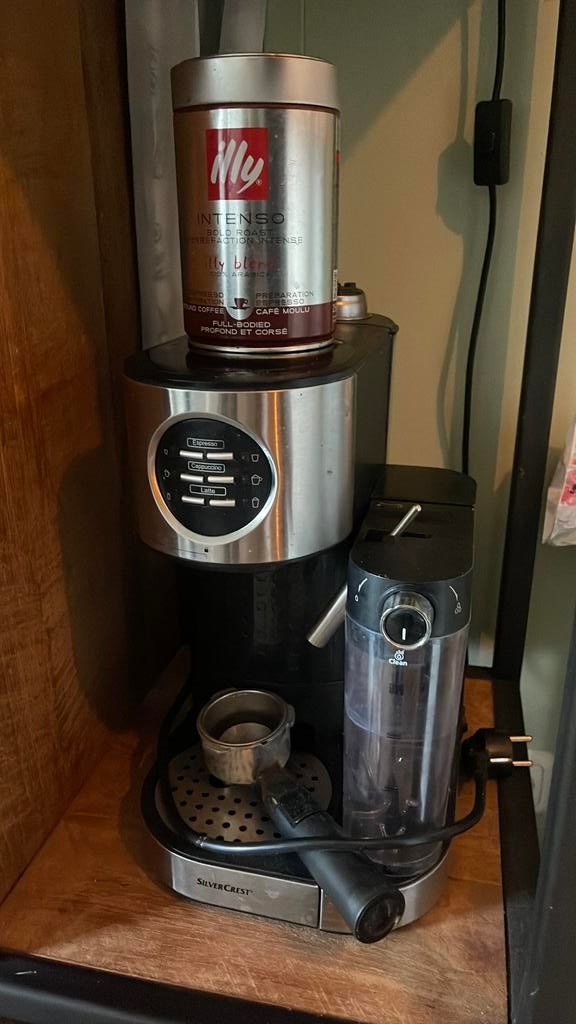 Silvercrest koffiemachine, Witgoed en Apparatuur, Koffiezetapparaten, Gebruikt, Gemalen koffie, Espresso apparaat, Ophalen of Verzenden