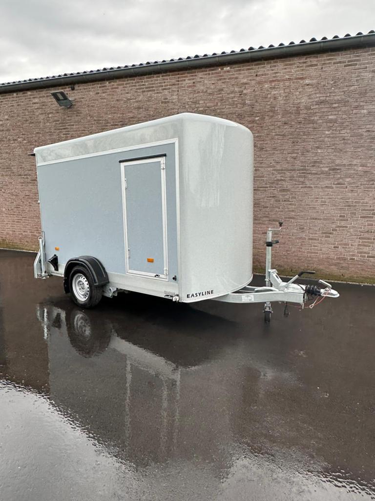 Konag easyline poly XL enkelasser gesloten aanhangwagen, Auto diversen, Aanhangers en Bagagewagens, Ophalen, Zo goed als nieuw