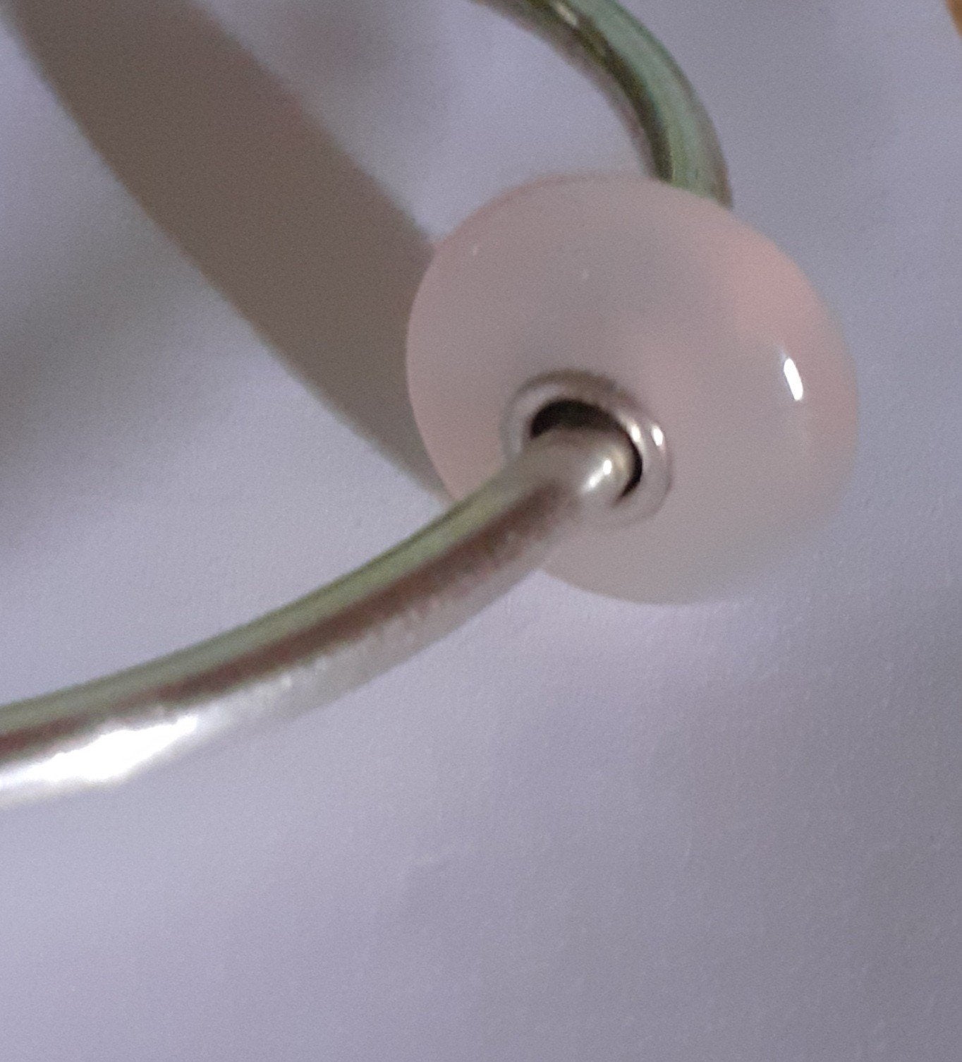 Trollbeads Zacht roze agaat, Sieraden, Tassen en Uiterlijk, Bedels, Ophalen of Verzenden, Zo goed als nieuw, Edelsteen, Trollbeads