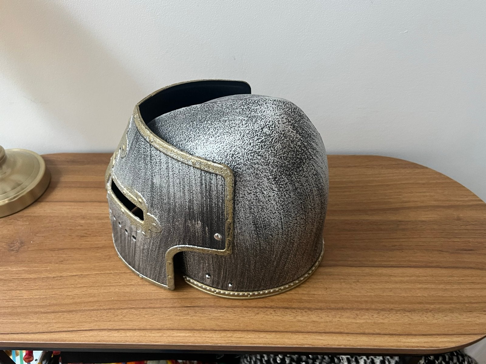Ridderhelm - Perfect voor Carnaval of Themafeesten, Ophalen of Verzenden, Gebruikt, Toneelattributen of Onderdelen