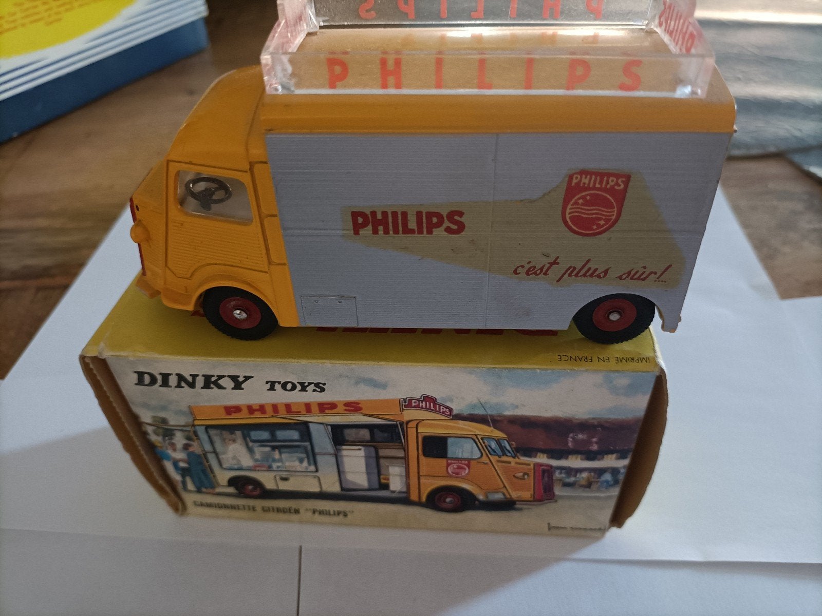 Dinky Toys 587 Citroën Philips bestelwagen met doos, Ophalen of Verzenden, Zo goed als nieuw, Auto, Dinky Toys