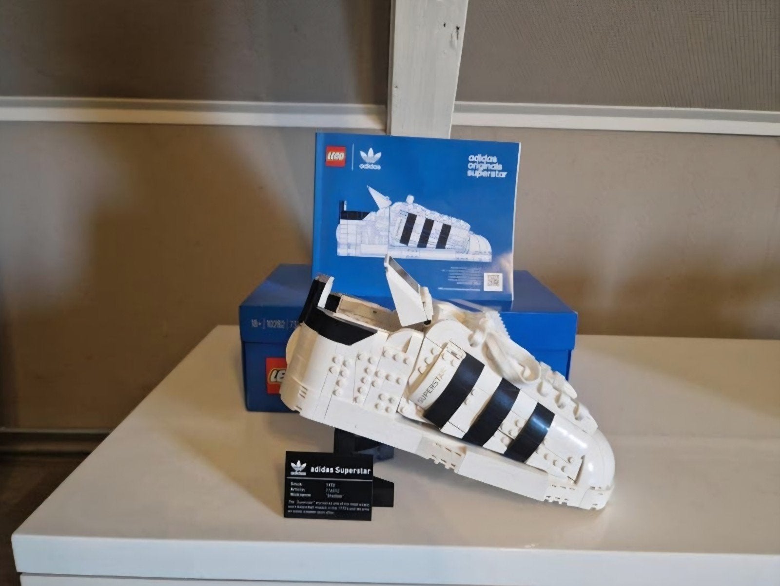 LEGO 10282 Adidas Originals Superstar, Kinderen en Baby's, Speelgoed | Duplo en Lego, Lego, Ophalen of Verzenden, Zo goed als nieuw