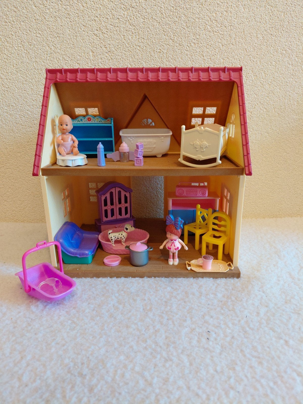 Poppenhuisje met Spulletjes 🏠, Ophalen of Verzenden, Gebruikt, Poppenhuis