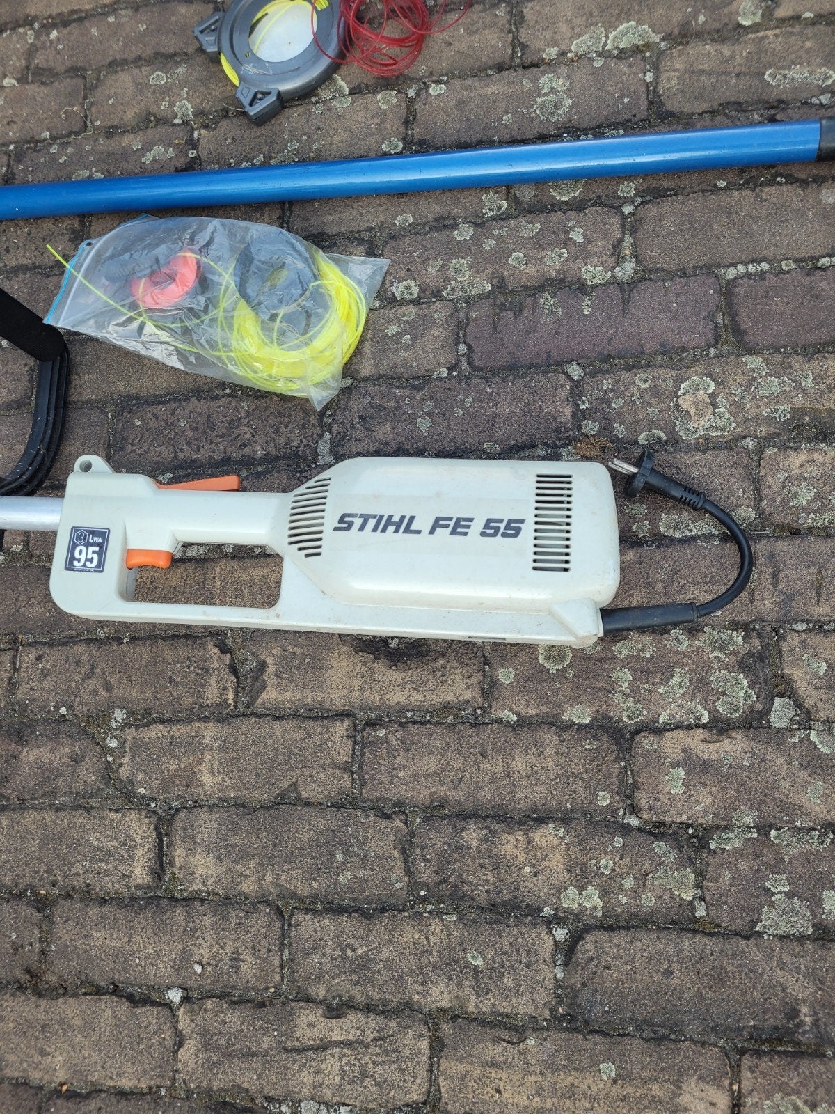 tuingereedschap electrisch, Ophalen