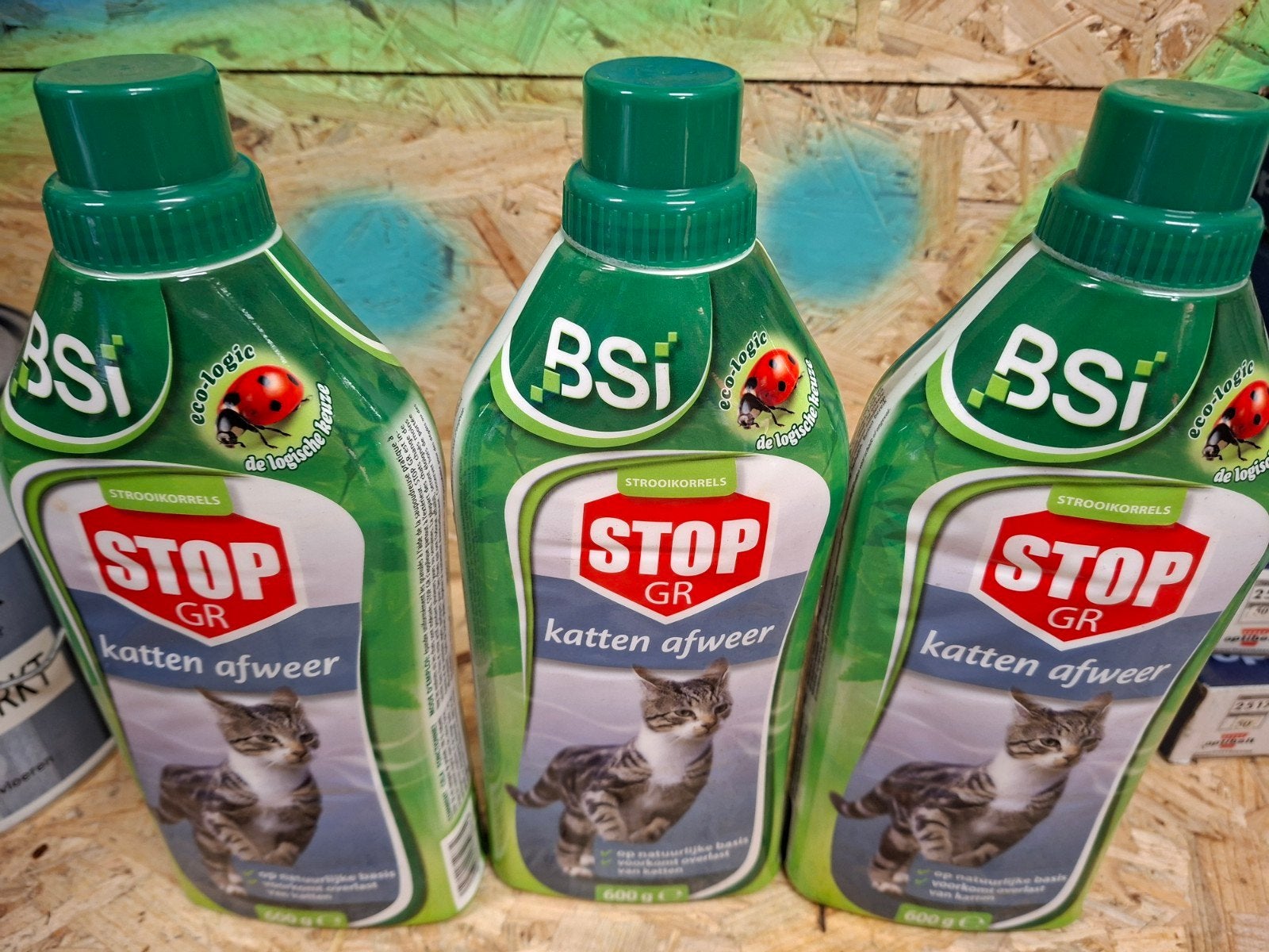 Bsi katten afweer , 12 flesjes a 600gram, Ophalen of Verzenden, Nieuw, Ongediertebestrijding