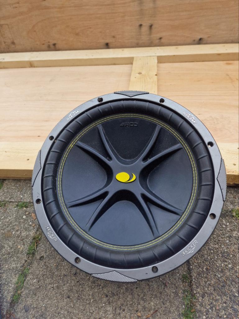 kicker comp subwoofer 12 inch, Ophalen of Verzenden, 120 watt of meer, Subwoofer, Overige merken