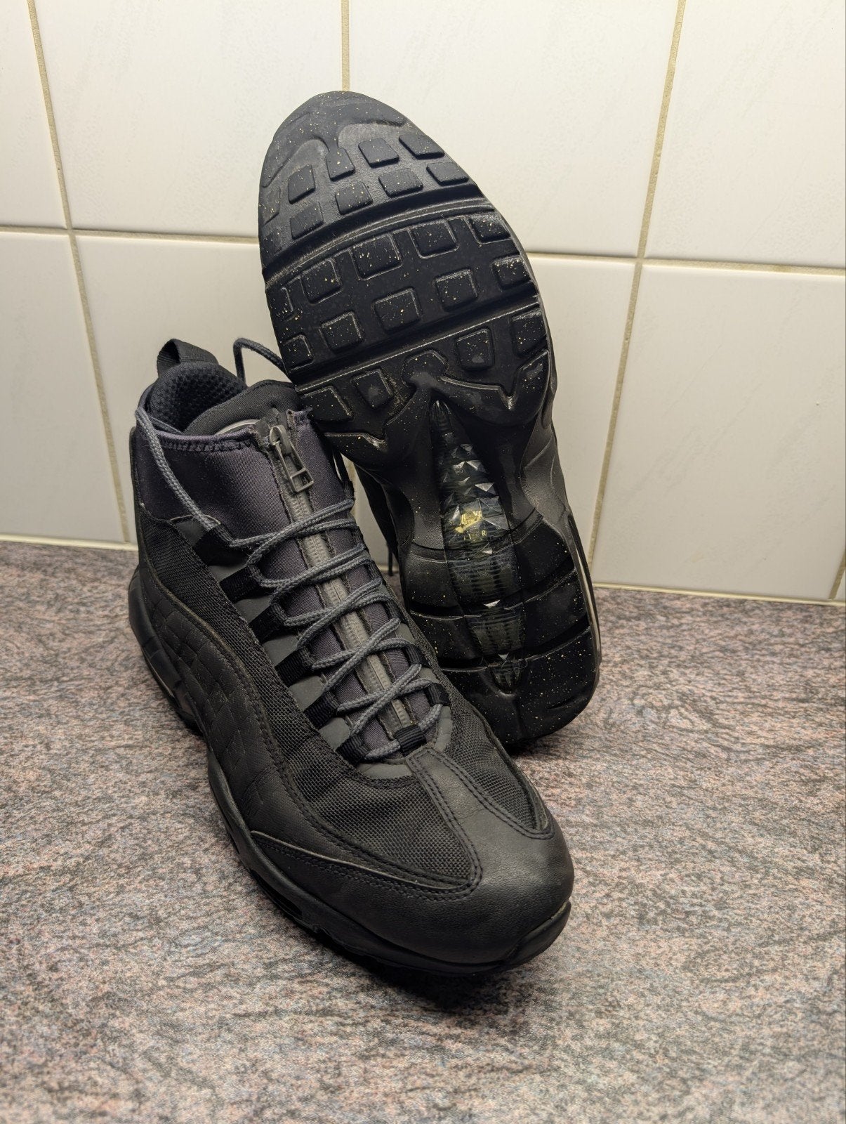 Nike Air Max 95 Sneakerboot Triple Black – Maat 44 806809-0, Ophalen of Verzenden, Zo goed als nieuw, Zwart