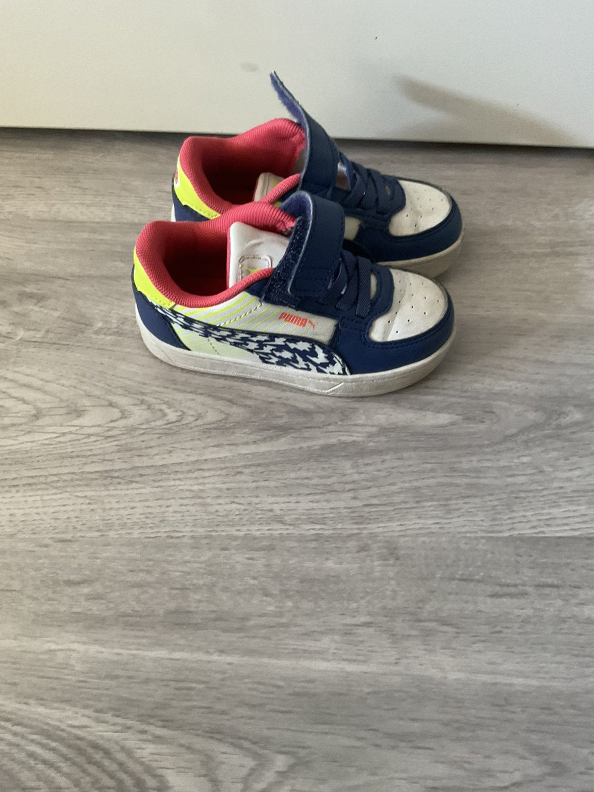 Puma baby sneakers, Ophalen, Meisje, Gebruikt, Schoentjes