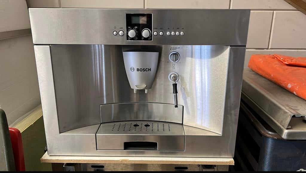 Koffiemachine inbouw Bosch, Ophalen, Zo goed als nieuw