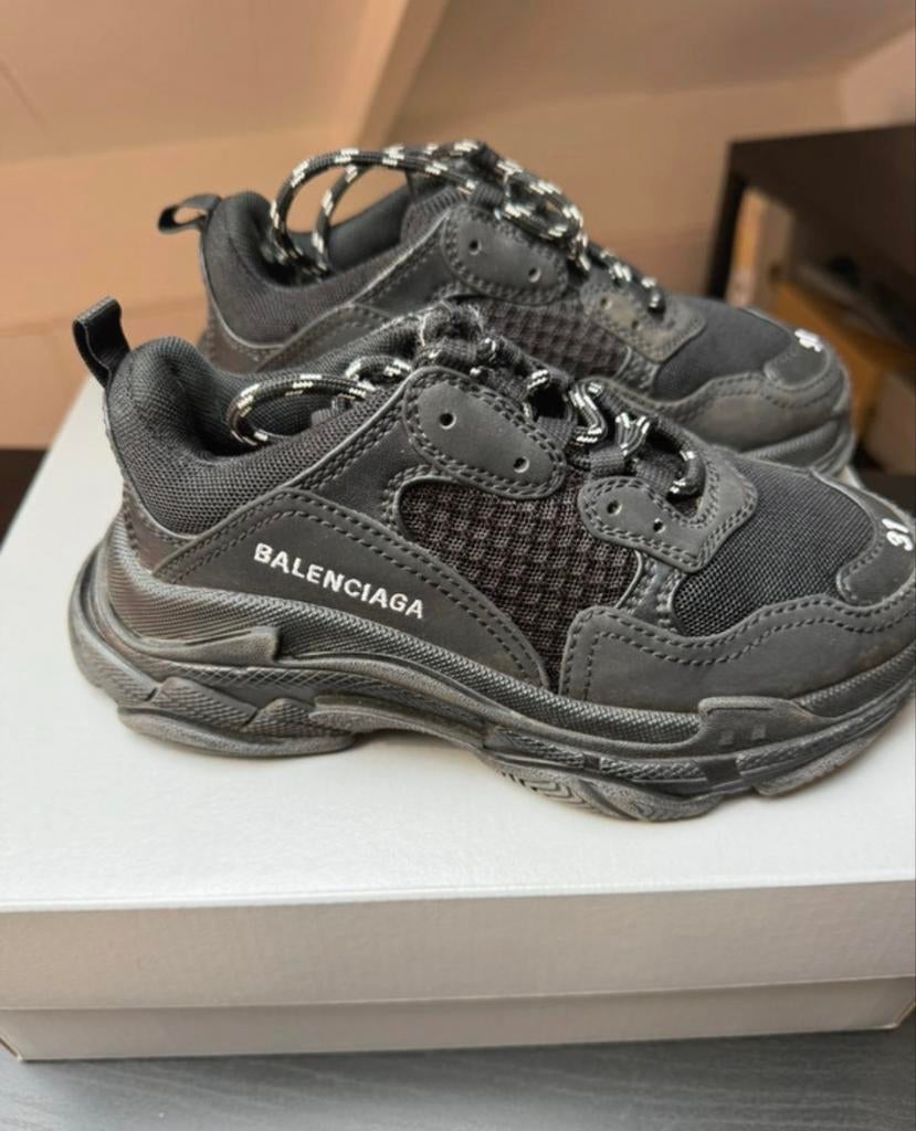 Balenciaga Triple S sneakers maat 31, Kinderen en Baby's, Ophalen of Verzenden, Gebruikt, Jongen of Meisje, Sportschoenen