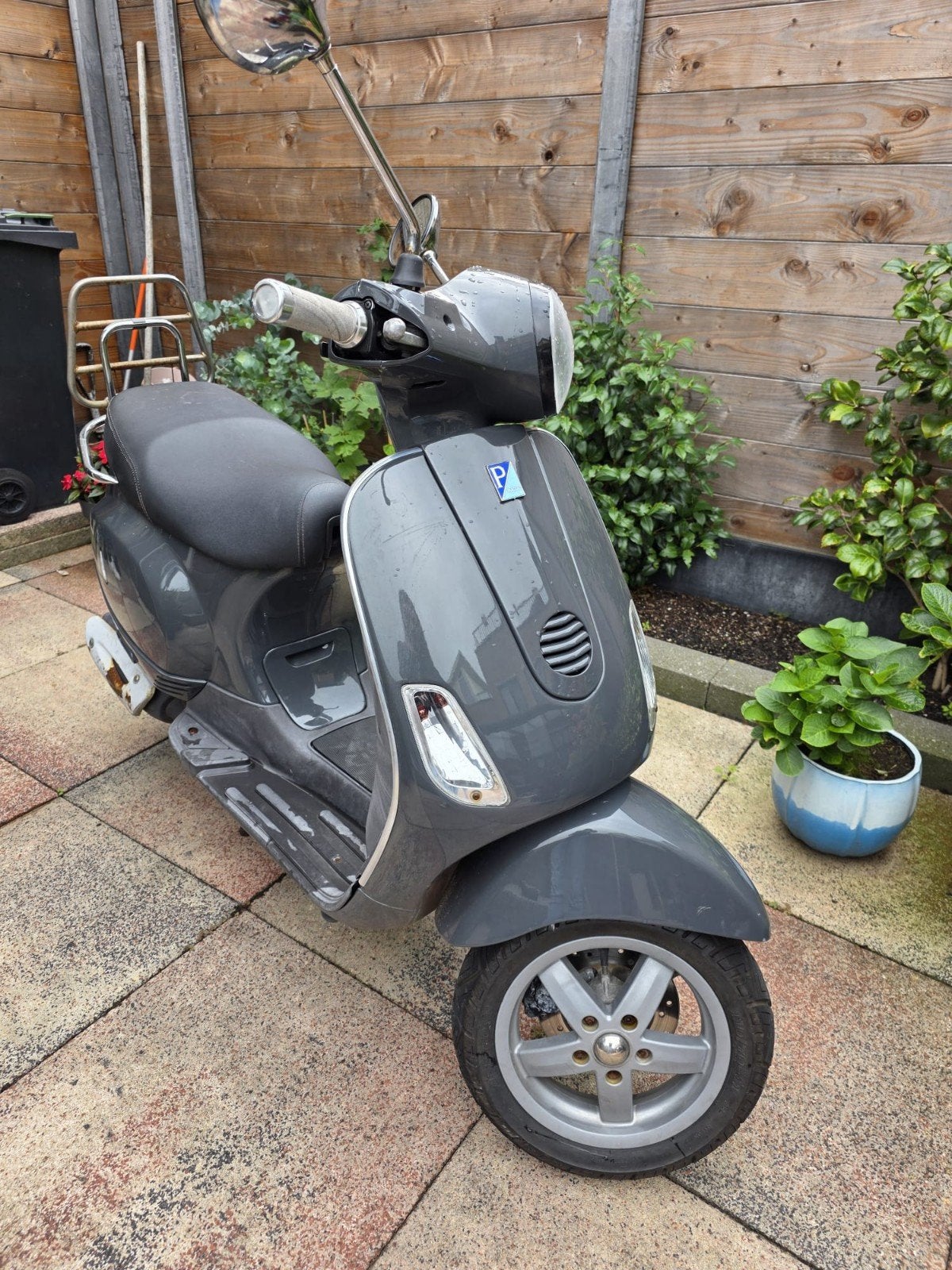 Vespa 2-takt, Fietsen en Brommers, Ophalen, Gebruikt, Benzine, Vespa LX