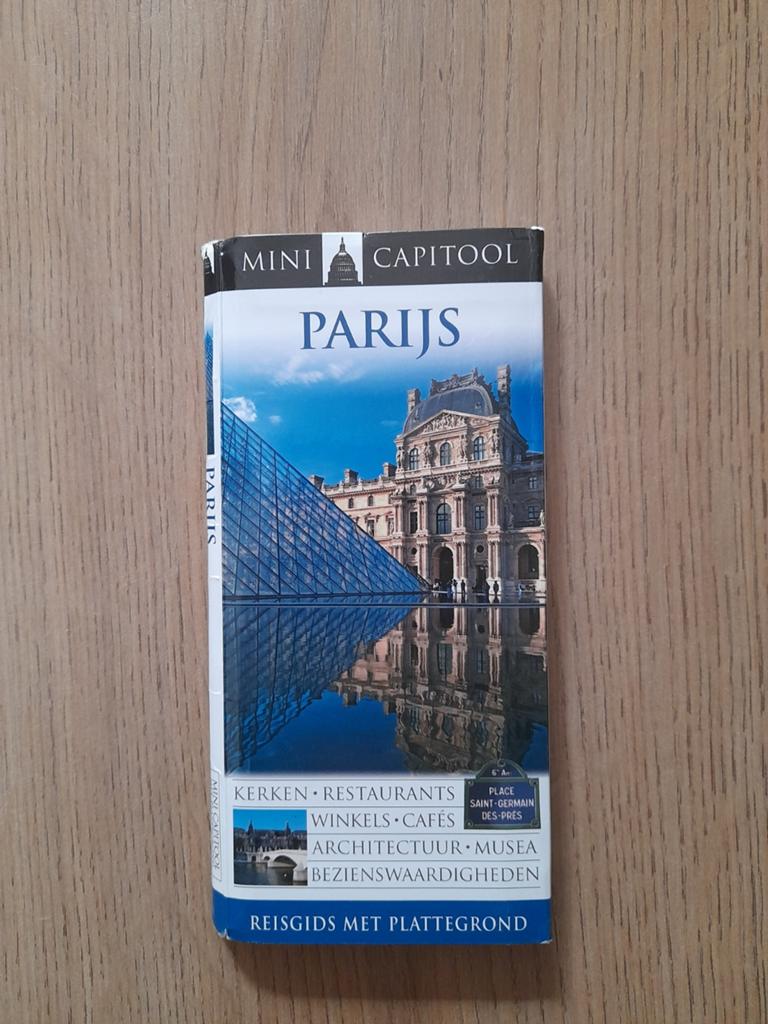 Reisgids Capitool mini Parijs, Boeken, Reisgidsen, Gelezen, Capitool, Europa, Ophalen of Verzenden