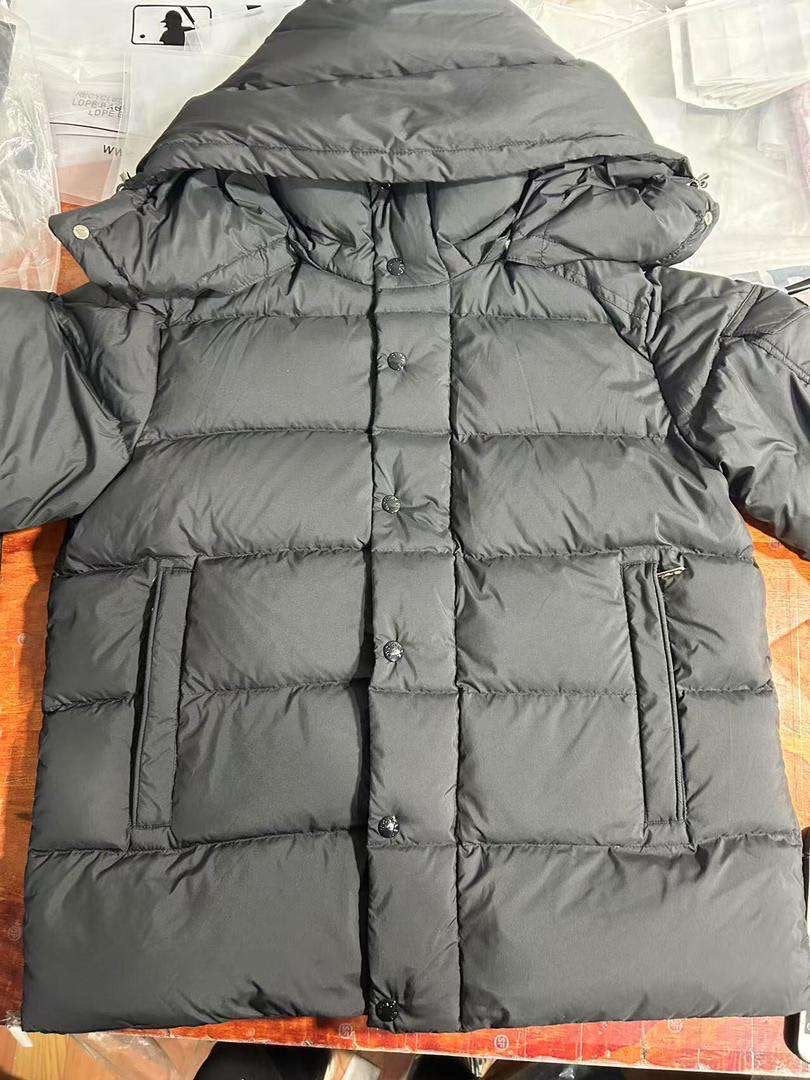 Moncler Winterjas, Ophalen of Verzenden, Zo goed als nieuw, Maat 48/50 (M), Zwart