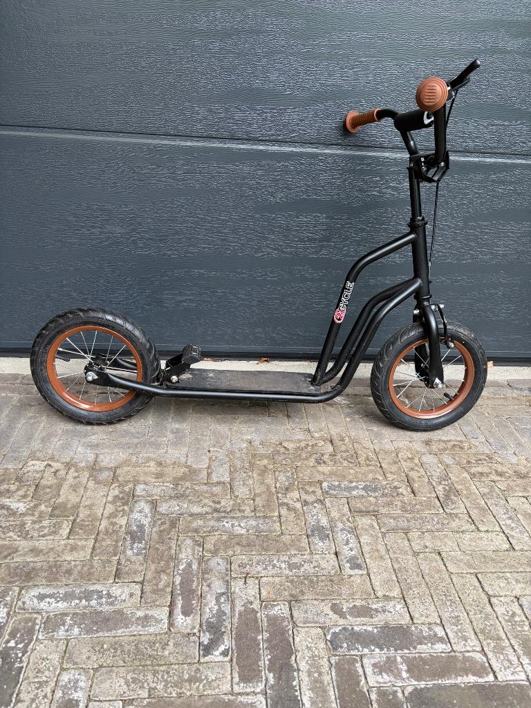 2cycle autoped/step met luchtbanden, Ophalen, Gebruikt, Gewone step, 2CYCLE