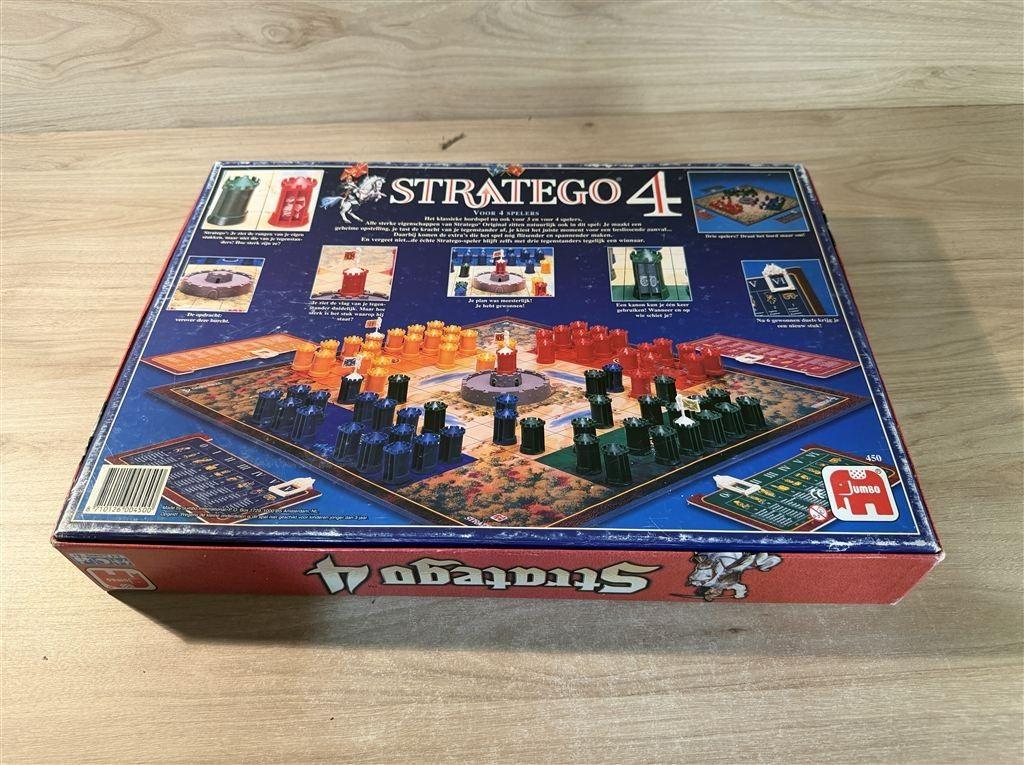 Stratego 4 - stratego voor 3 en 4 spelers - s6468, Hobby en Vrije tijd, Gezelschapsspellen | Bordspellen, Verzenden, Zo goed als nieuw