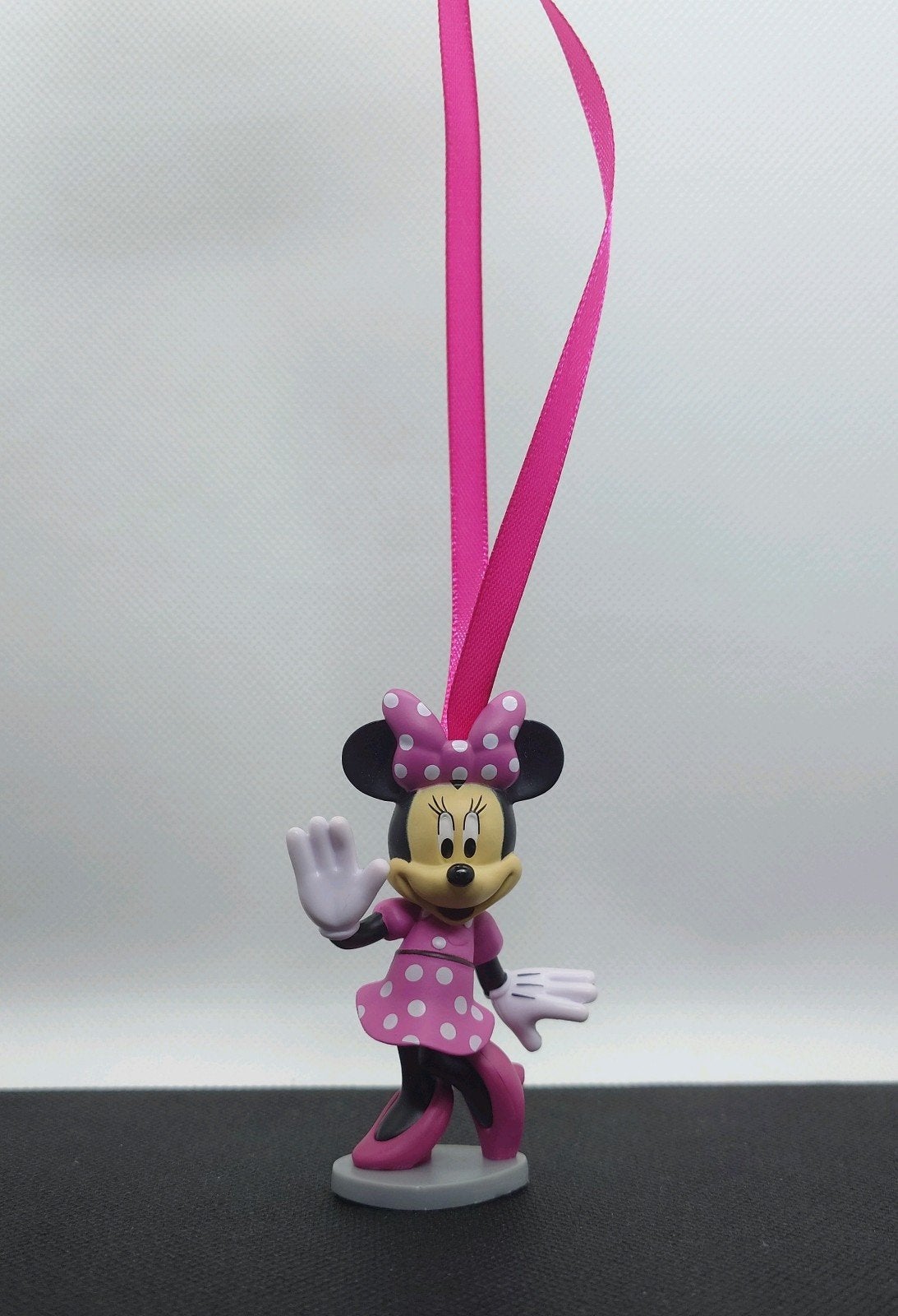Disney Minnie Mouse kerst ornament hanger kerstbal, Ophalen of Verzenden, Mickey Mouse, Nieuw