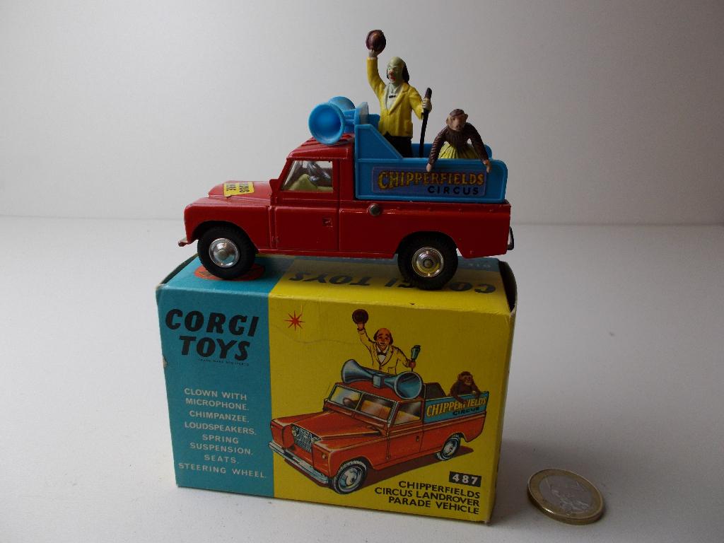 1965 Corgi Toys 487 CHIPPERFIELD PARADE VEHICLE + DOOSJE!, Hobby en Vrije tijd, Modelauto's | 1:43, Zo goed als nieuw, Auto, Corgi
