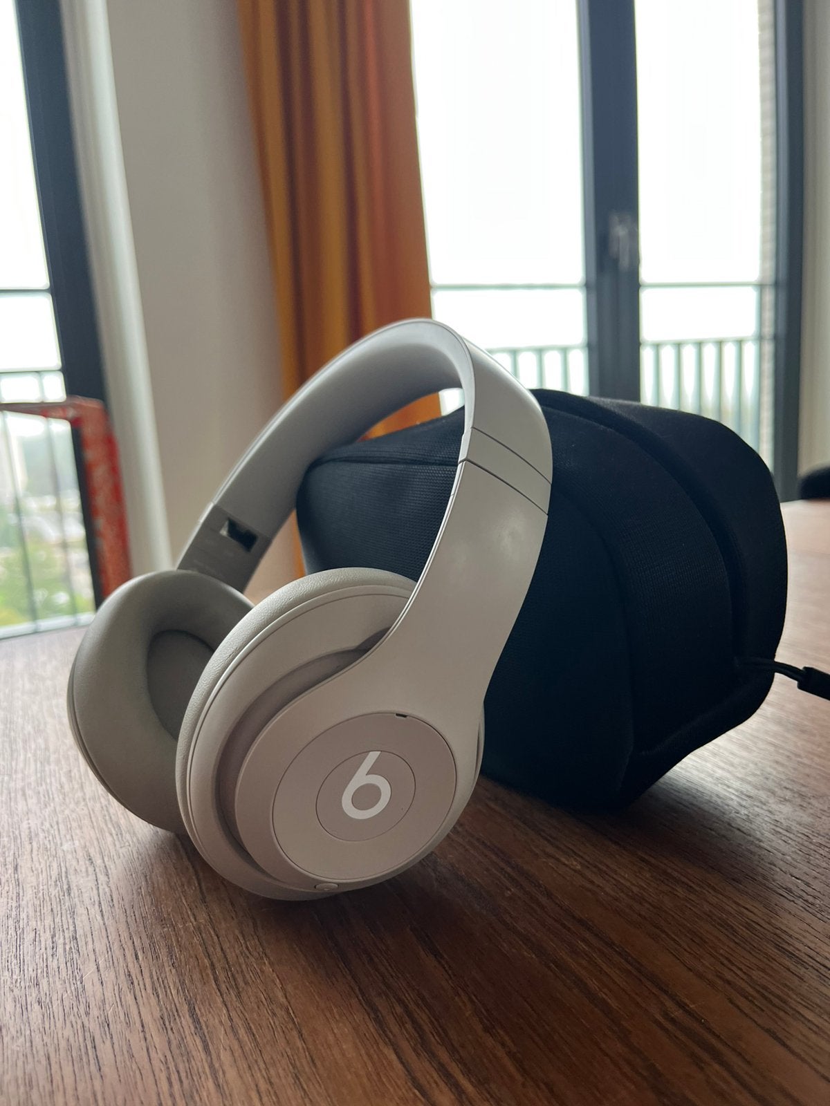 Beats Studio Pro Creme, Audio, Tv en Foto, Ophalen of Verzenden, Zo goed als nieuw, Beats