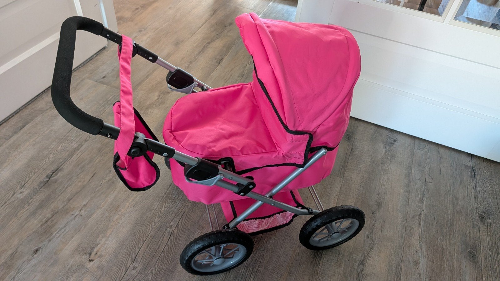 Roze poppenwagen - Bayer Design - prima staat, Ophalen, Zo goed als nieuw, Overige typen