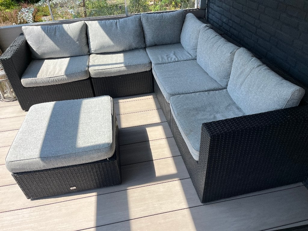 Lounge set hoek model met tafeltje en kussens, 5 zitplaatsen, Kunststof, Gebruikt, Ophalen of Verzenden