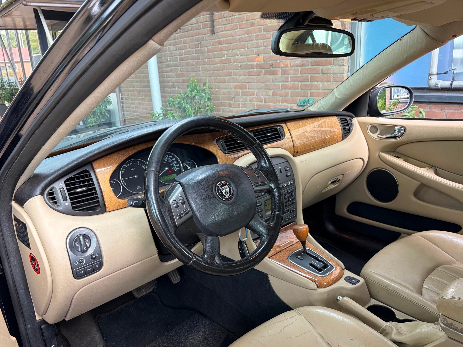 Jaguar X-type 2.0 V6 Executive|Trekhaak|automaat|airco|, Auto's, Gebruikt, 156 pk, Zwart, Bedrijf