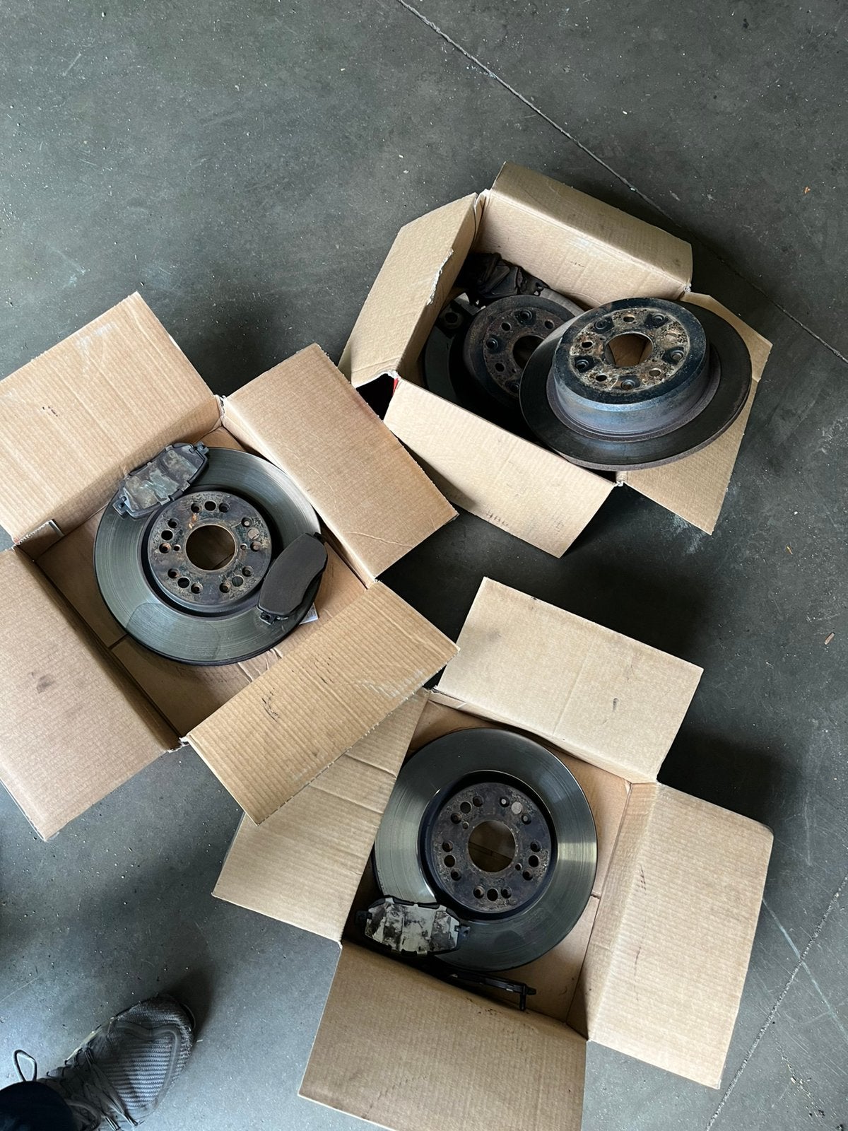 Lexus is200 goede set remmerij, Ophalen of Verzenden, Gebruikt, Lexus
