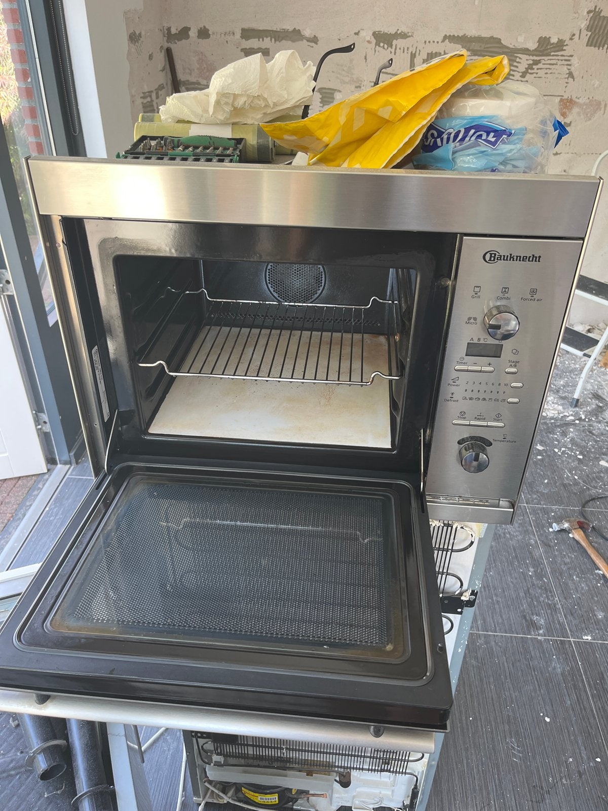 Bauknecht Combimagnetron - Inbouw met Grill en Hete Lucht, Witgoed en Apparatuur, Ophalen, Combimagnetron, Gebruikt, 60 cm of meer