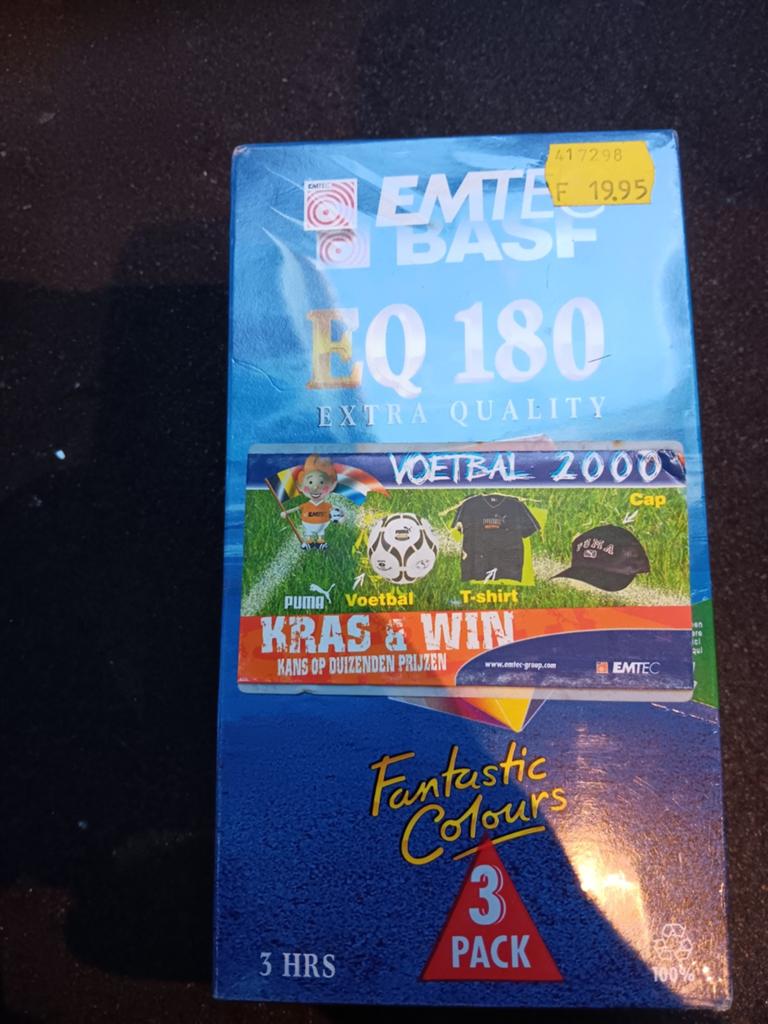 Vhs videobanden emtec BASF eq 180 close seal, Ophalen of Verzenden, Zo goed als nieuw