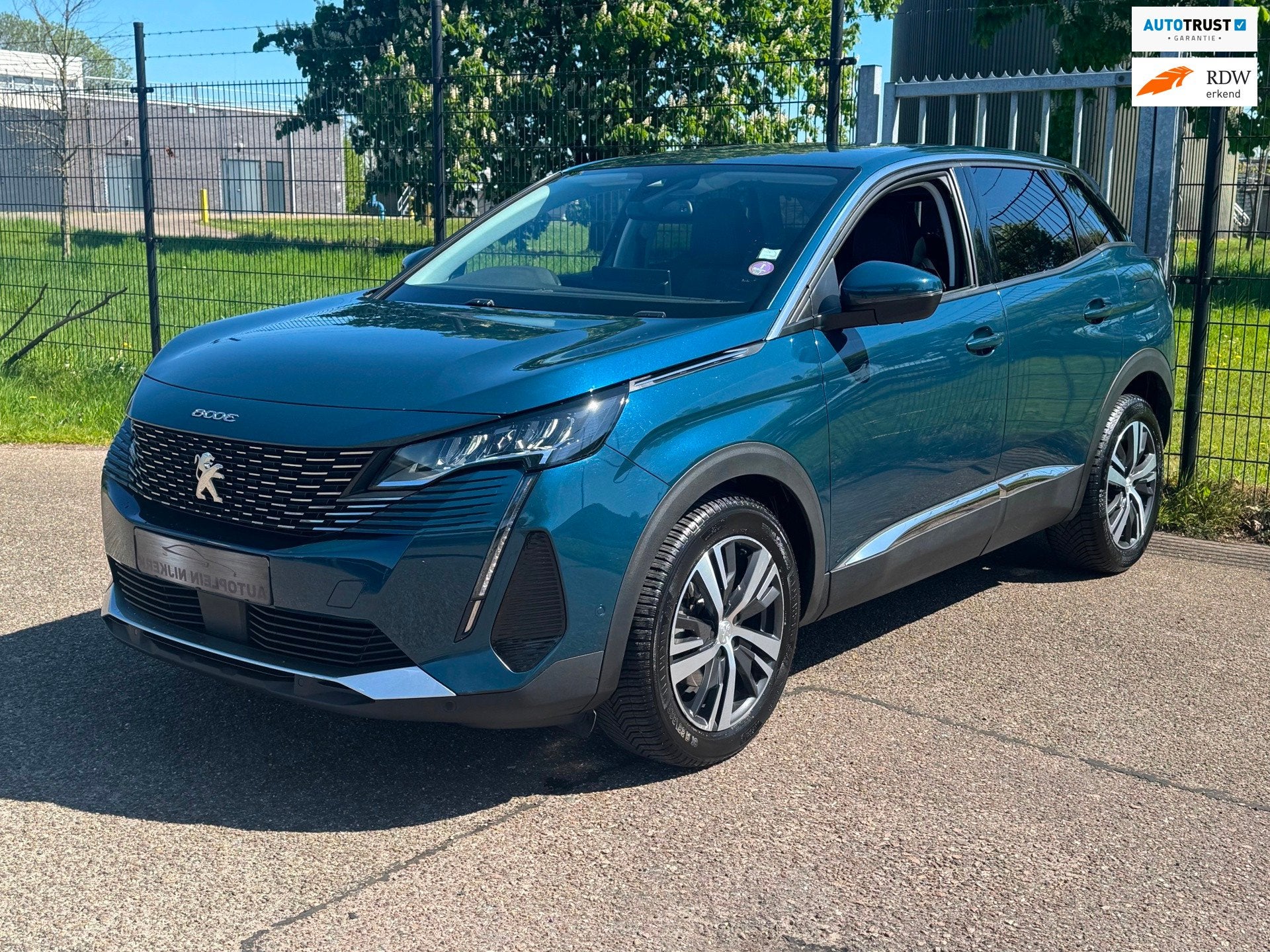 Peugeot 3008 130 PureTech Automaat Allure Leder NW Model, Auto's, Gebruikt, 1199 cc, Blauw, Leder en Stof