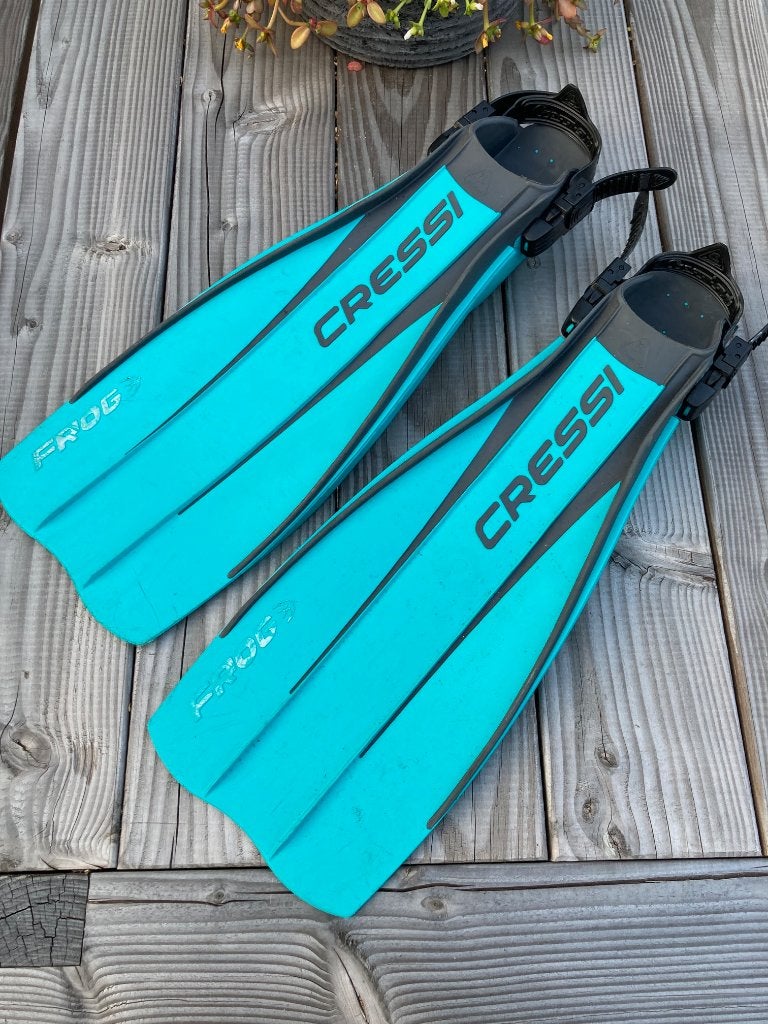 duiken duikvinnen Cressi Frog maat M L, Watersport en Boten, Ophalen of Verzenden, Zo goed als nieuw, Zwem- of Duikvliezen