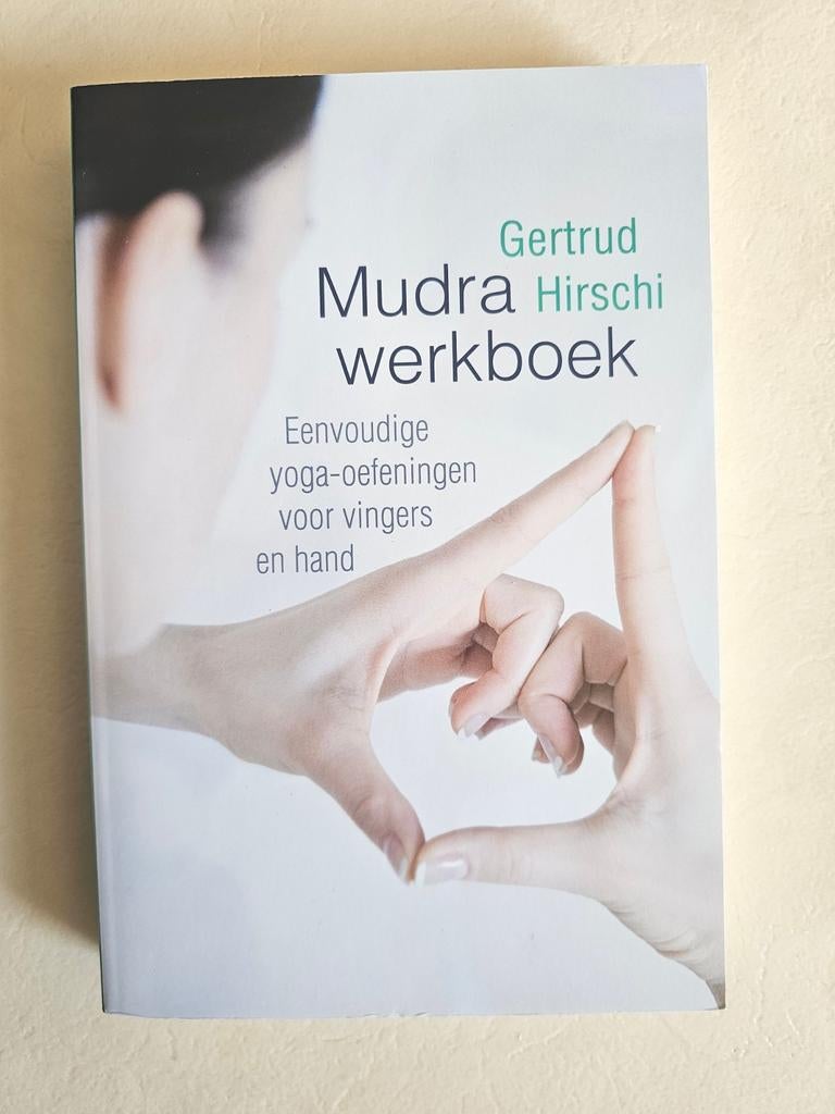 Mudra werkboek Gertrud Hirschi, Boeken, Ophalen of Verzenden, Zo goed als nieuw