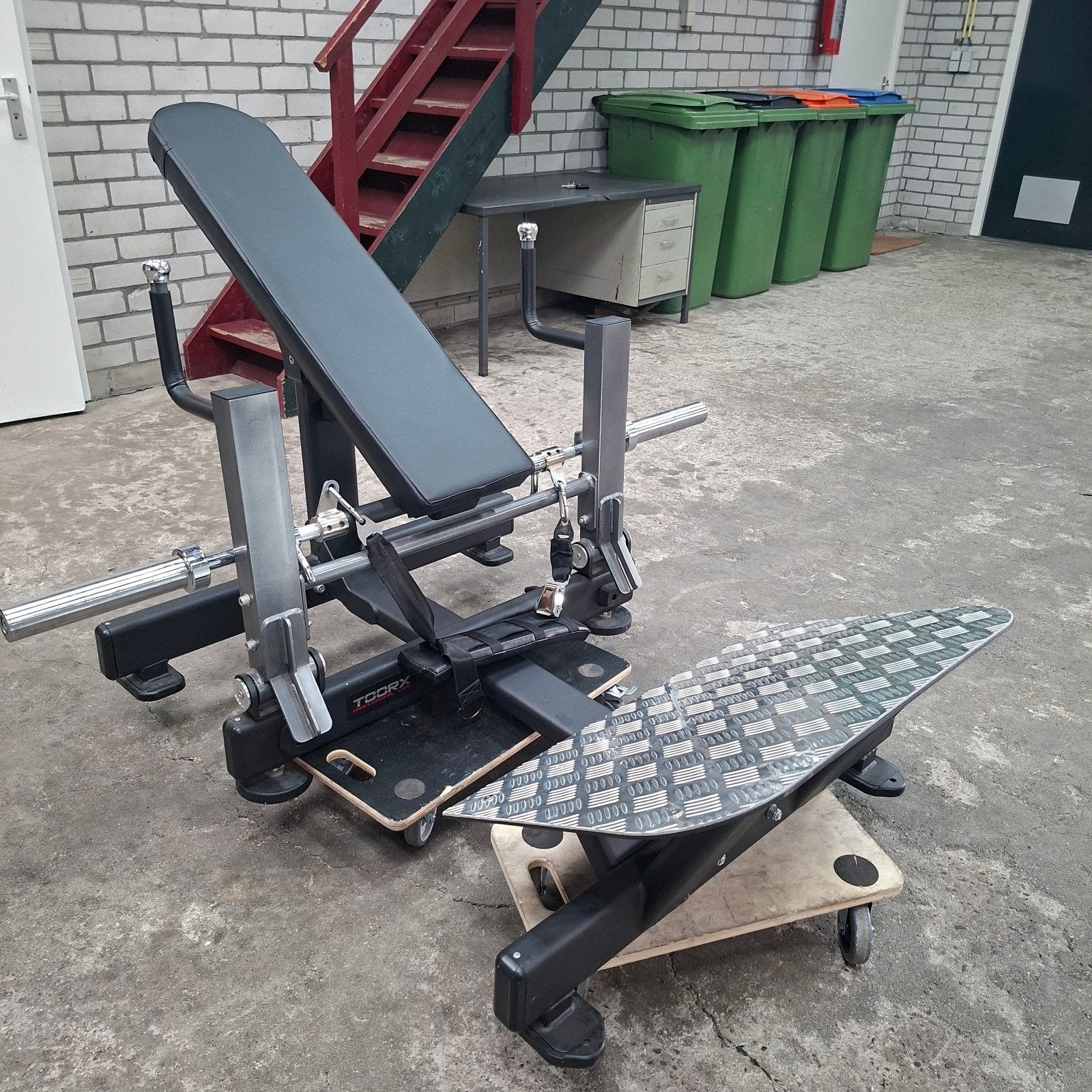 Toorx Professioneel Hip Thrust Machine Plate Loaded, Sport en Fitness, Ophalen