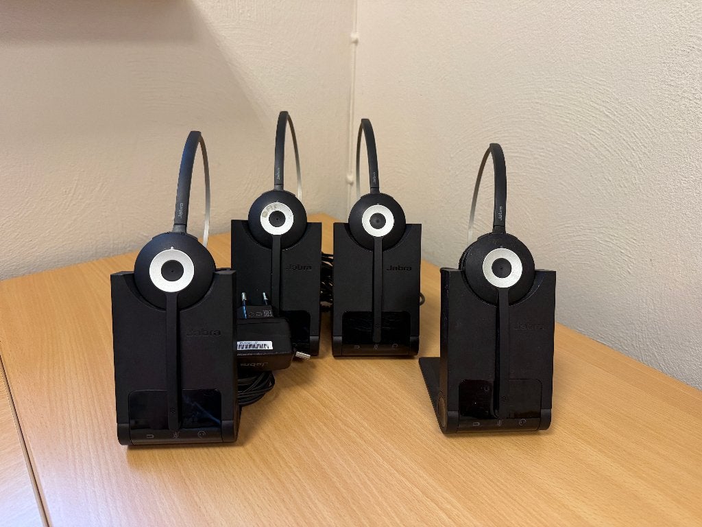 4x Jabra WHB003BS Mono headset met Basis station, Computers en Software, Headsets, Jabra GN, Volumeregelaar, Ophalen of Verzenden