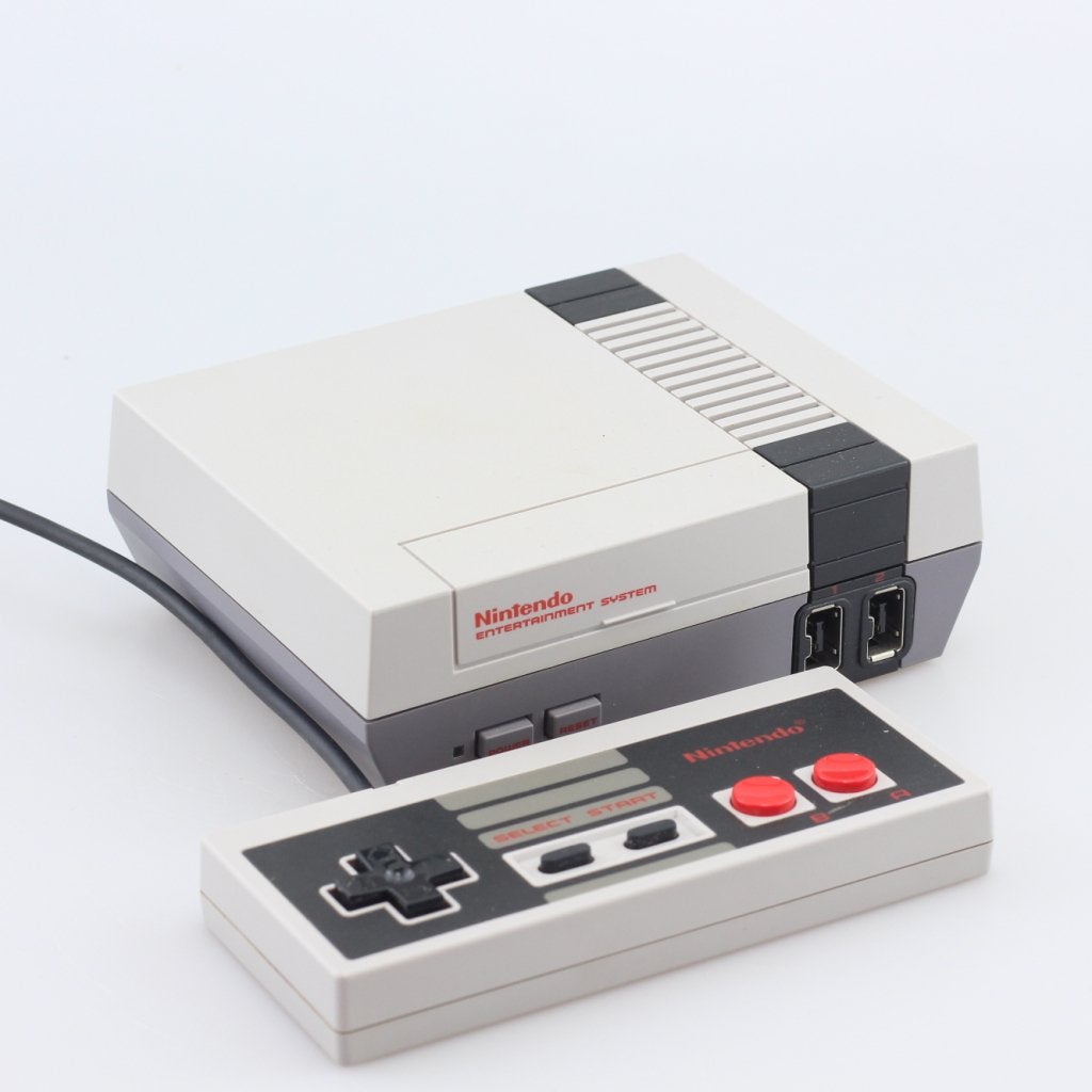 Nintendo NES Mini Incl 1 Controller, Spelcomputers en Games, Spelcomputers | Nintendo NES, Nintendo, Zo goed als nieuw, Support@nintendo.com