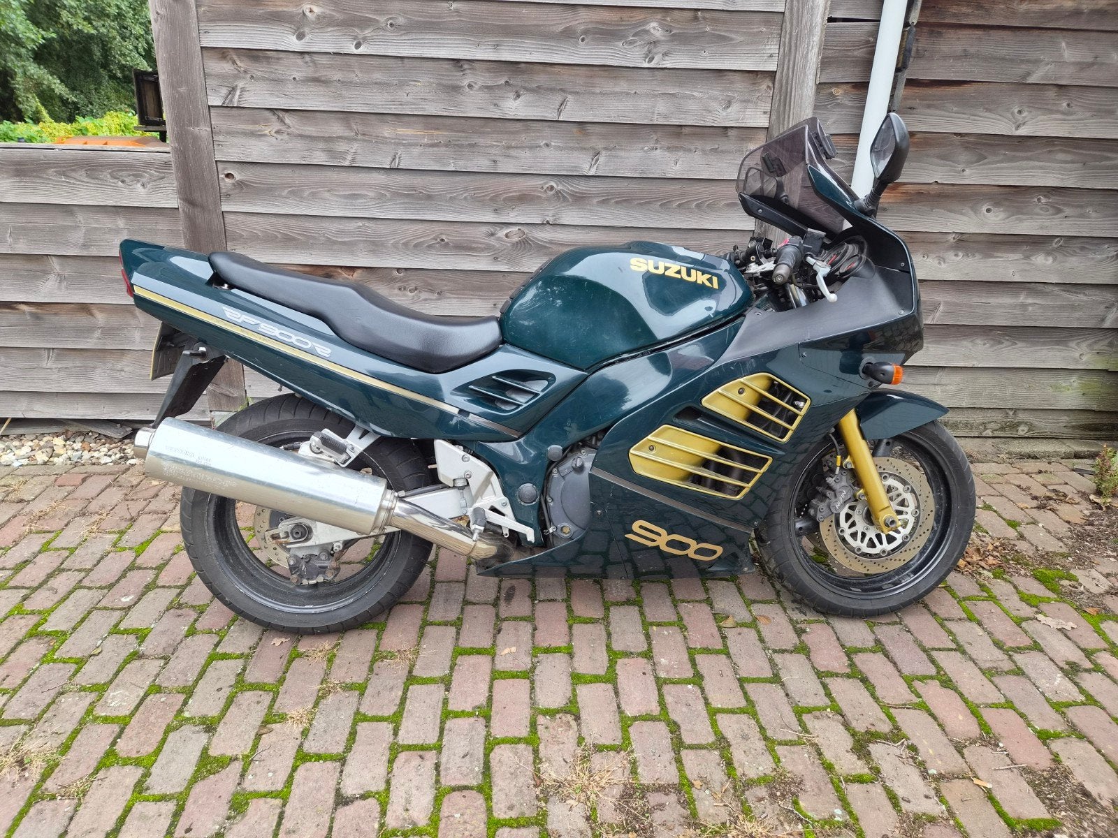 Suzuki RF900R voor onderdelen of opknapper,, Ophalen, Gebruikt