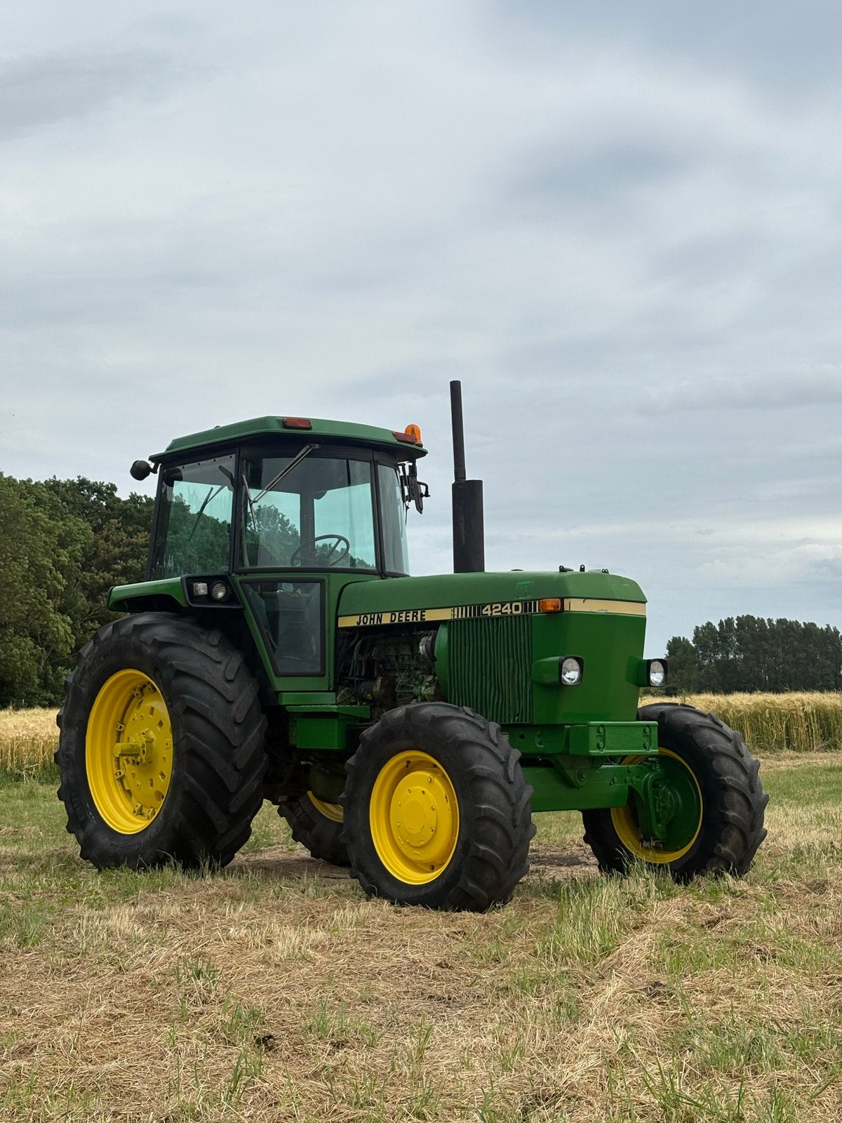 John Deere 4240 125pk 6 cilinder met voorwielaandrijving, John Deere, Gebruikt, 120 tot 160 Pk, Ophalen of Verzenden