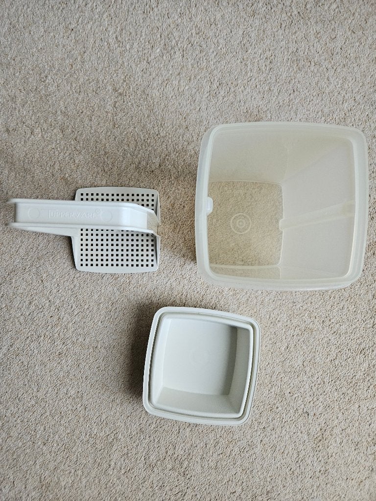 Tupperware augurkenbewaarbak uitlekker Groentepers, 22 cm ho, Ophalen of Verzenden, Zo goed als nieuw, Overige typen