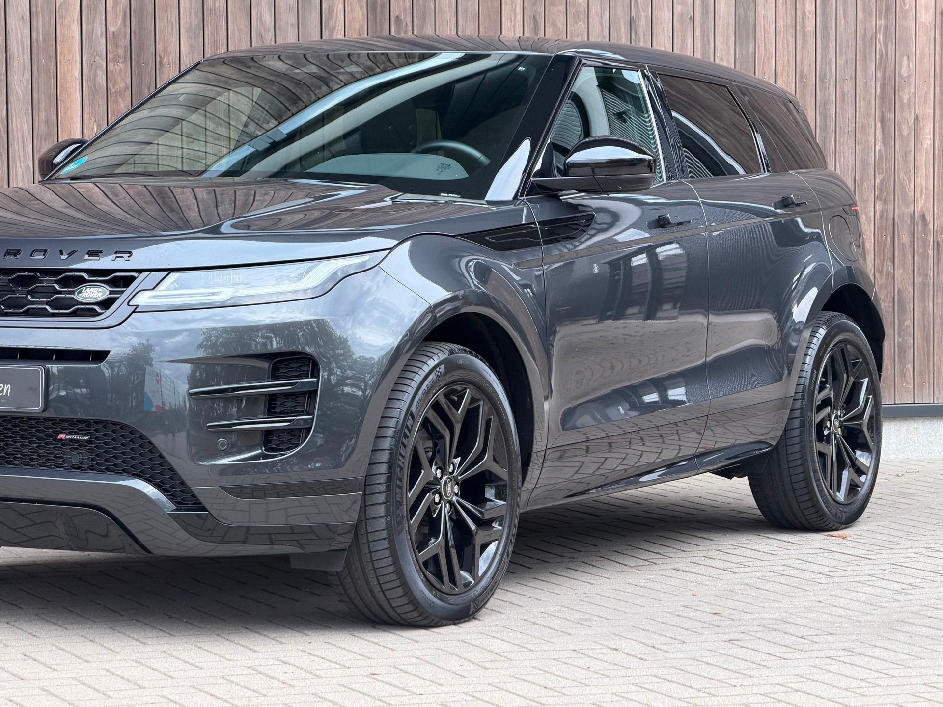 Land Rover Range Rover Evoque 1.5 P300e AWD R-Dynamic S / Pa, Automaat, 1497 cc, Gebruikt, Zwart