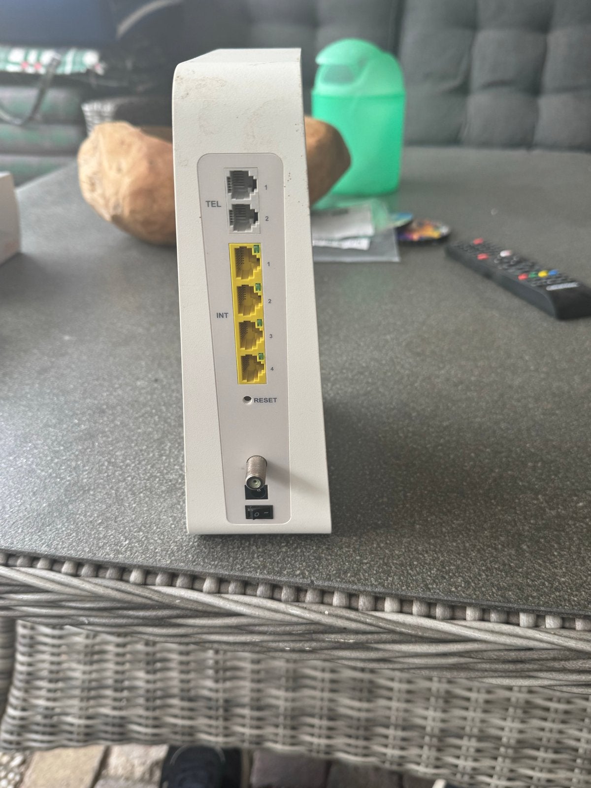 Ziggo Router/Modem - Betrouwbaar en Snel Internet, Ophalen of Verzenden, Gebruikt, Router met modem