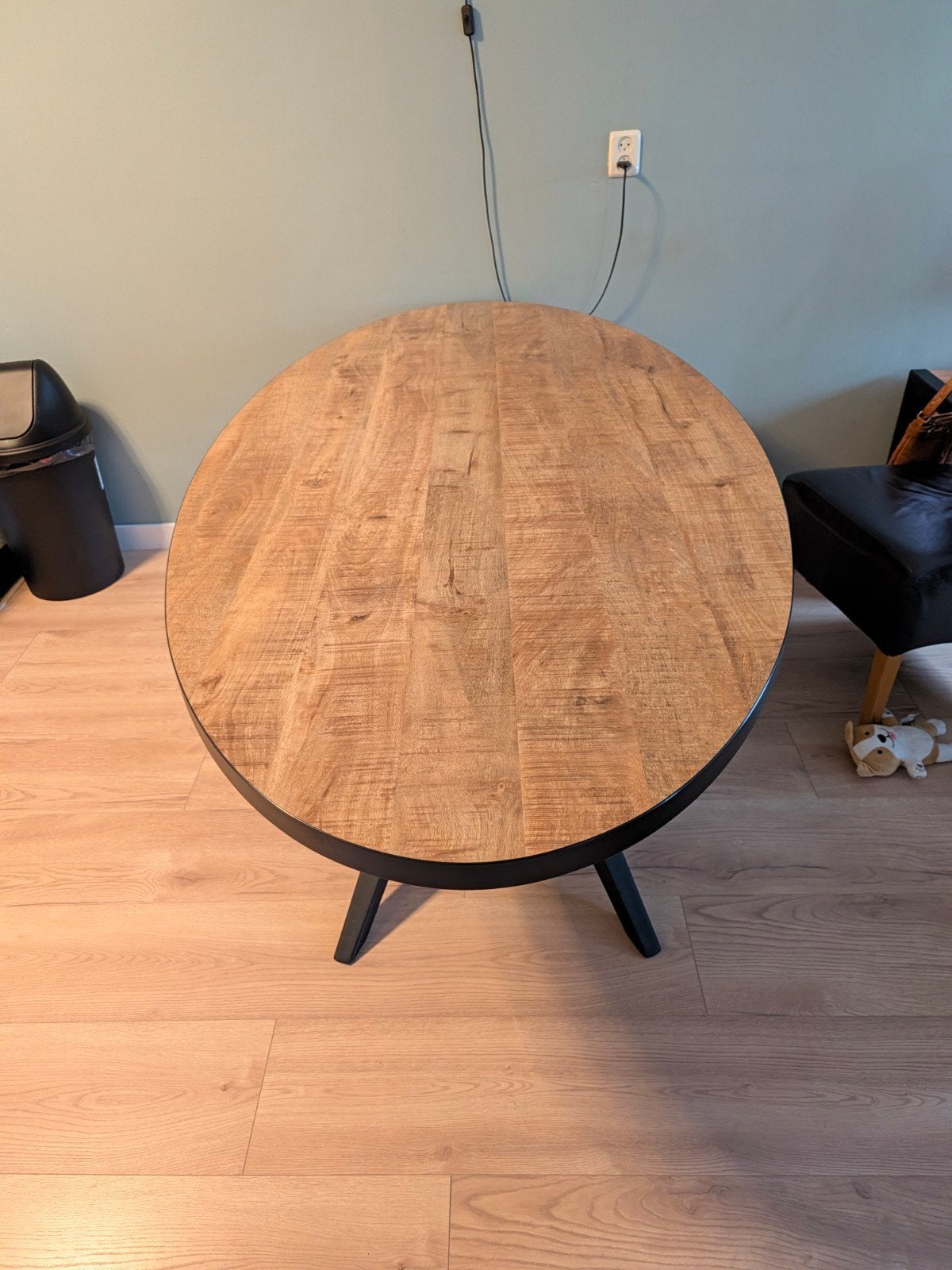 Grote eettafel met 6 eetkamerstoelen, Huis en Inrichting, Ophalen, Overige houtsoorten, Gebruikt, 100 tot 150 cm