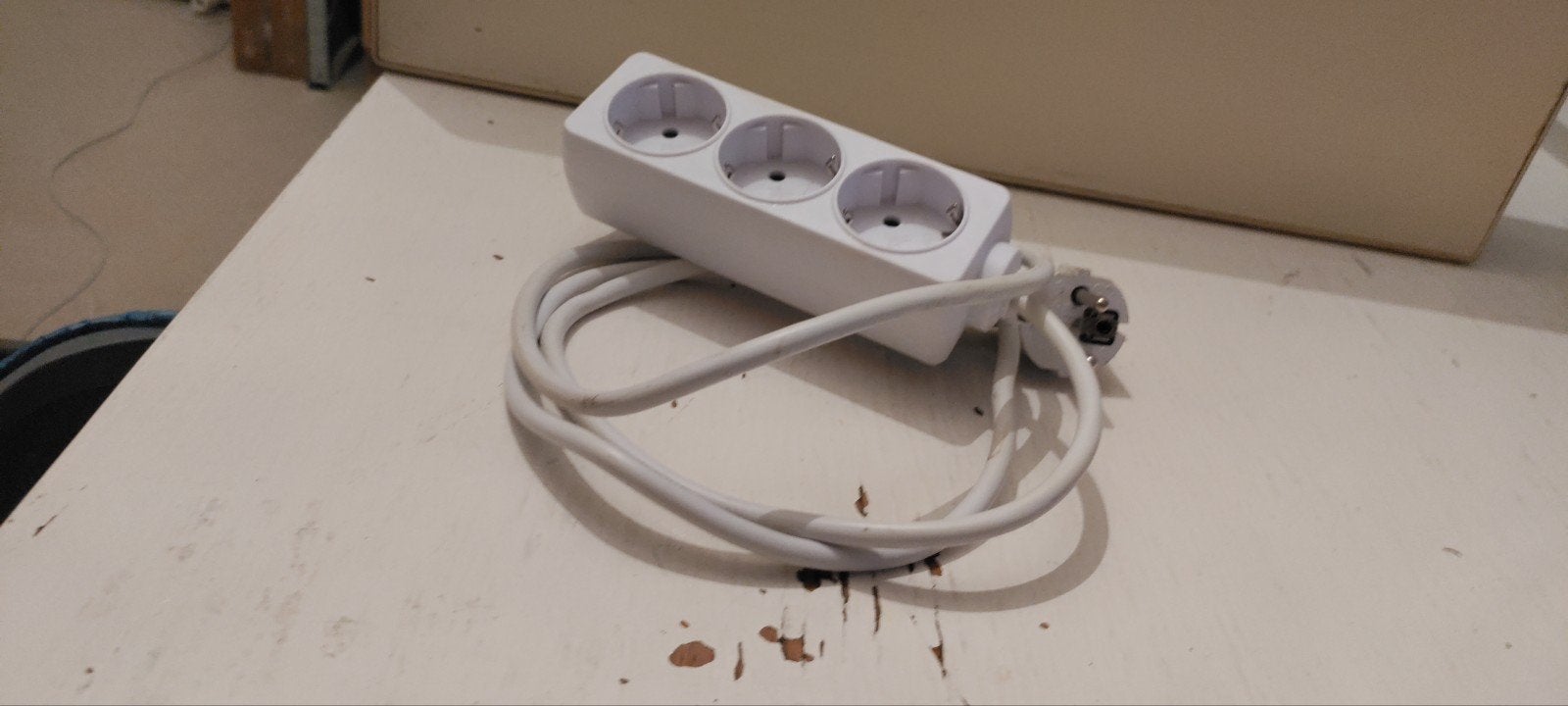 Witte stekkerdoos met 3 stopcontacten, Ophalen of Verzenden, Gebruikt, Stekkerdoos