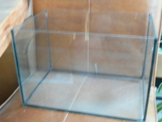 VOLGLAS AQUARIUM 23 X 35 X23, Ophalen, Zo goed als nieuw, Leeg aquarium