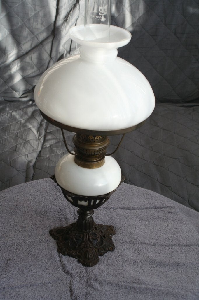 Antieke mooie staande olielamp, Ophalen of Verzenden