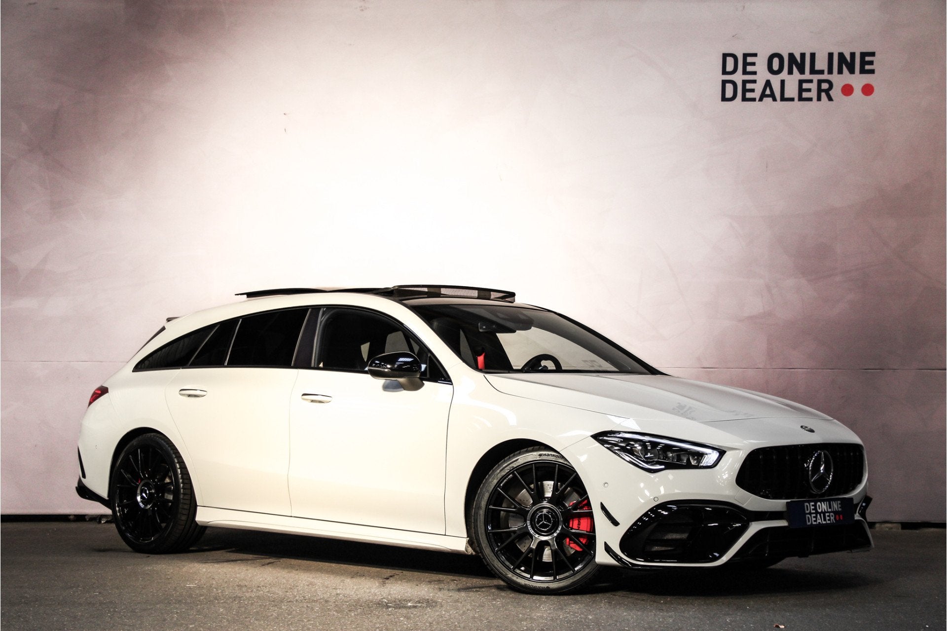 Mercedes-Benz CLA-Klasse 220 AMG Night Edition |19inch|Pano|, CLA, Gebruikt, Euro 6, Parkeerassistent