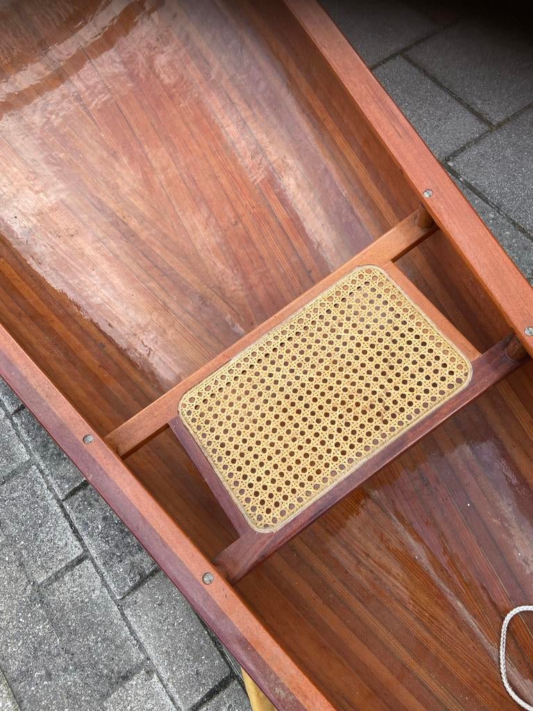 Stabiele Kano van Redwood/Mahonie - 5.50m met accessoires, Ophalen, Gebruikt, Canadese kano of Open kano, Met peddels