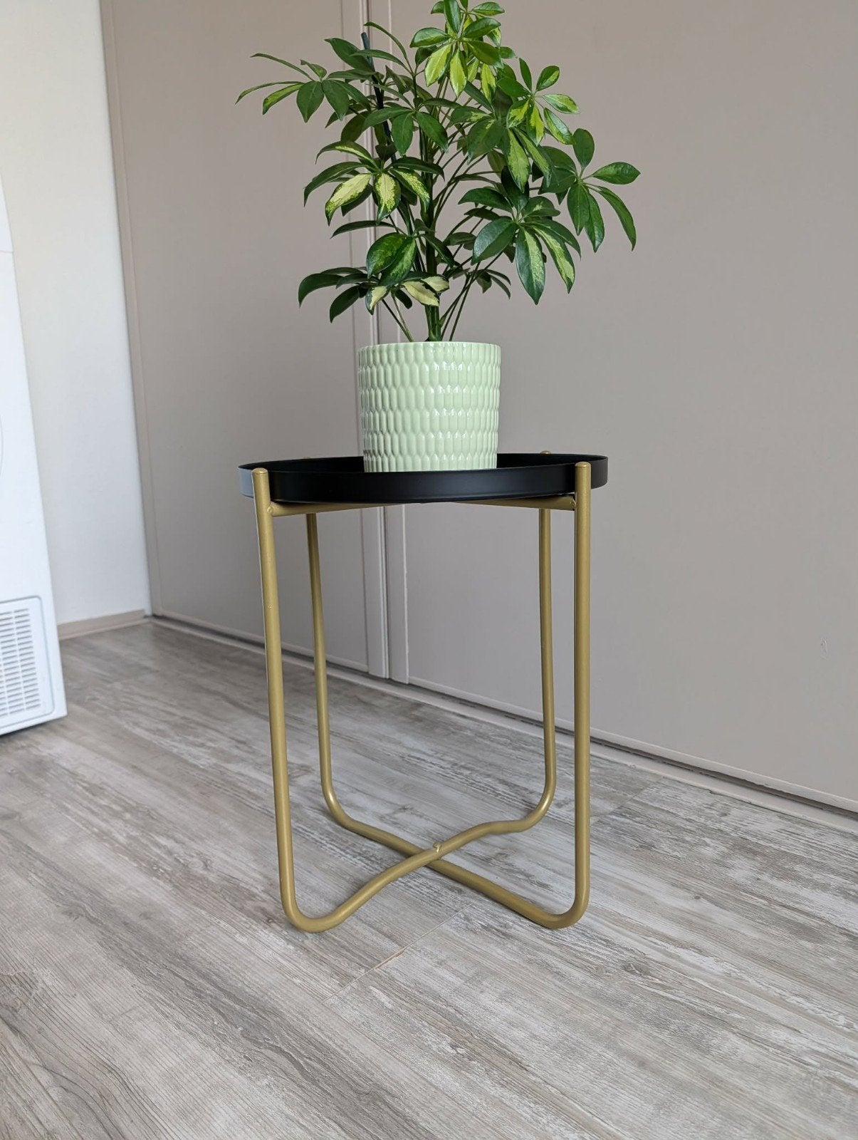 Bijzettafel -  planten tafel - meubel - zwart met goud, Ophalen, Zo goed als nieuw, Hout